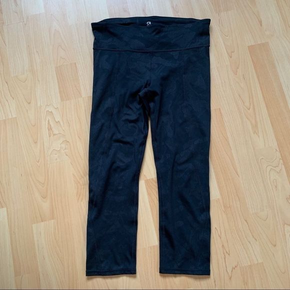 Black GAP Fit Leggings Size Medium - Picture 1 of 9